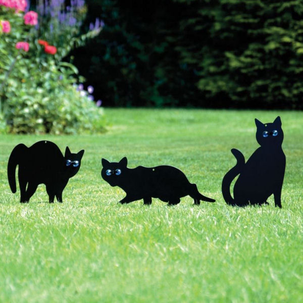 Atrapy koček z voděodolného černého kovu s blyštivýma očima - sada 3ks